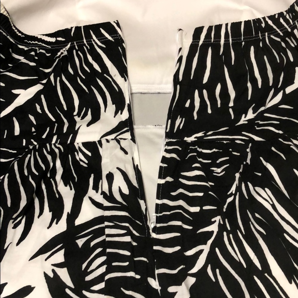 Dress - Picture 7 of 8